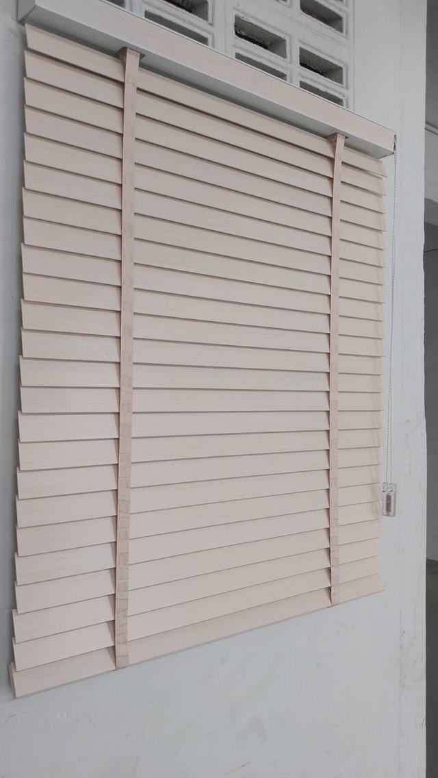 ลด50 %มู่ลี่ไม้ โฟมวู้ด มือหนึ่ง ไซส์ 89x100cm. และ 98x110 cm.