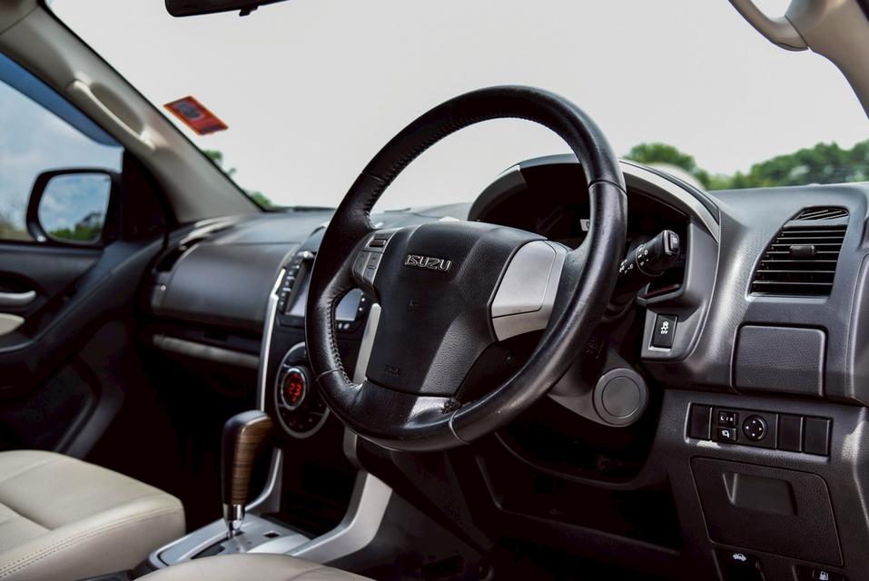 รหัสรถ CBL3168 ISUZU MU-X 3.0 DVD NAVI 4×2 AT 2015 7