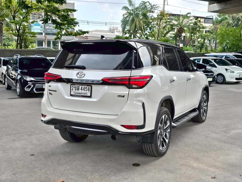 รหัสรถ WMT4456 Fortuner 2.8 Legender Black Top 4WD ปี 2022 4