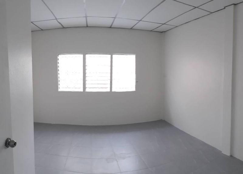 ขาย :ทาวน์เฮาส์ 2 ชั้น, เนื้อที่ 17 ตรว.  หมู่บ้านศรีประจักษ์ 2  8