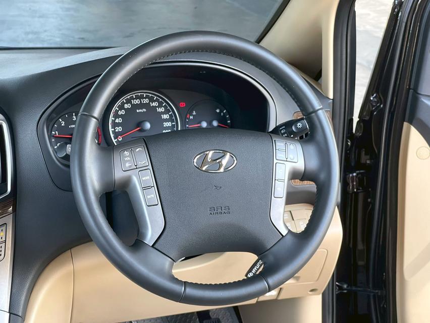 Hyundai H1 2.5Deluxe ปี20 10