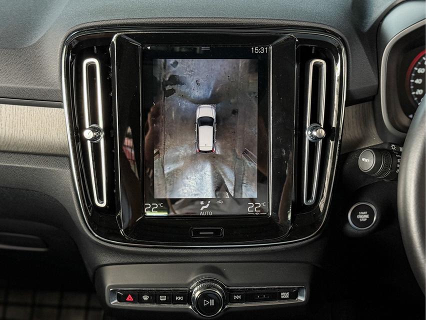 รหัสรถ WRT6098 2021 จด 2022 VOLVO XC40 Recharge T5 Inscription 9