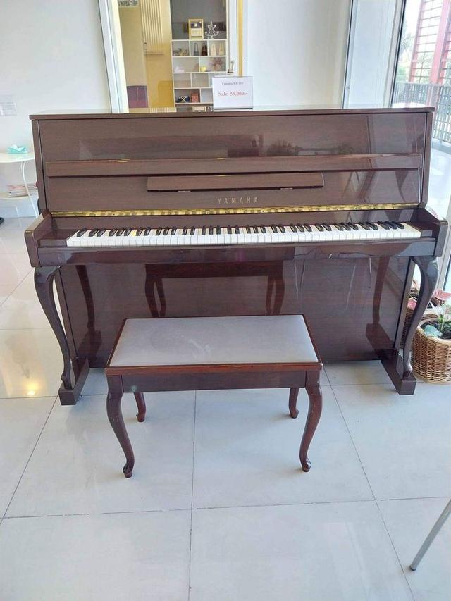 เปียโนมือสอง Yamaha LU110 2