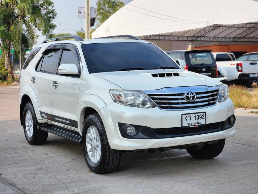 ขาย Toyota Fortuner 3.0V ปี12