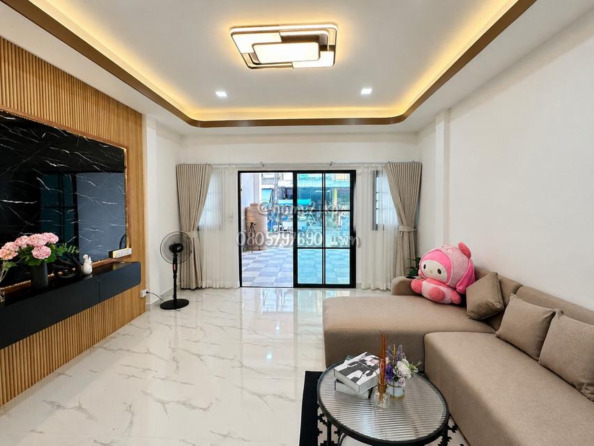หมู่บ้านจิราธร ซอยรามคำแหง 152 บ้านรีโนเวทใหม่ รามคำแหง-สะพานสูง 6