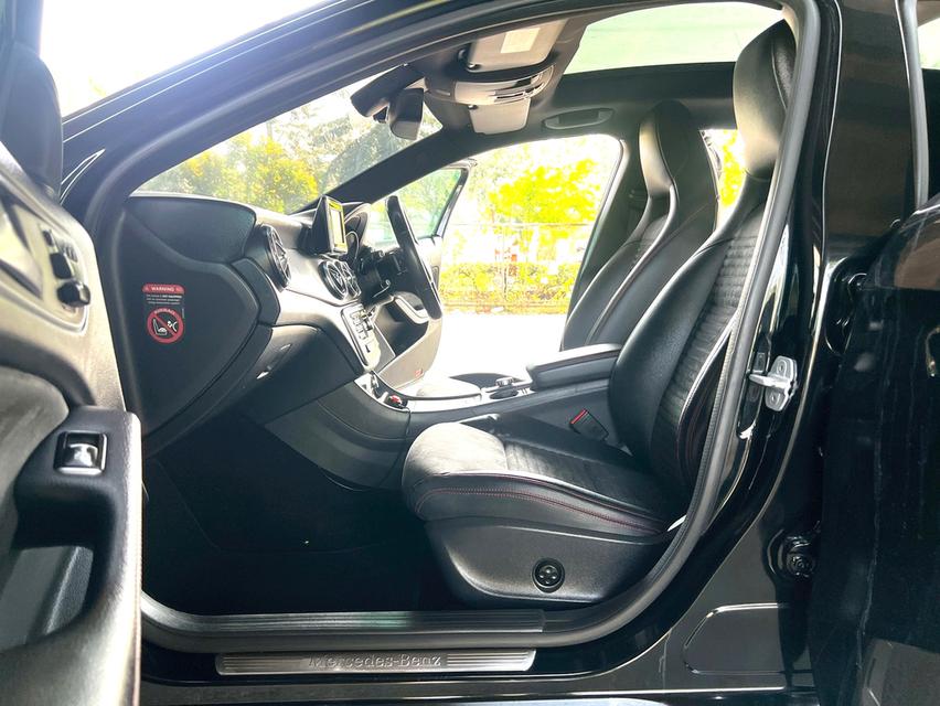 ขายรถ Benz GLA250 W156  ปี 2016 สีดำ เกียร์ออโต้ รูปที่ 11