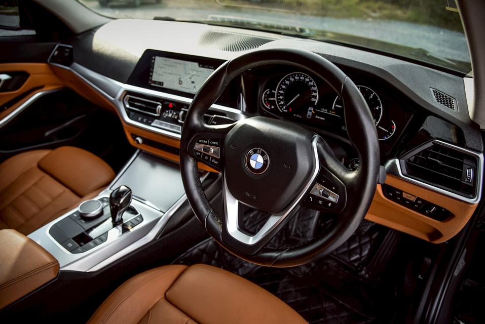 รหัสรถ CBL2163 BMW 320d 2.0 Limousine RHD [G20] AT 2020 8