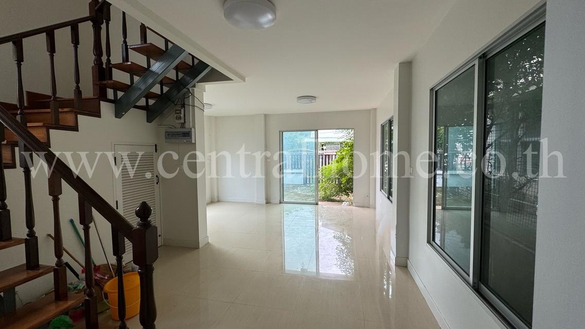 บ้านเดี่ยว 50 ตร.วา ซอยสุคนธสวัสดิ์ 20 ลาดพร้าว บัานไม่เคยเข้าอยู่ 6