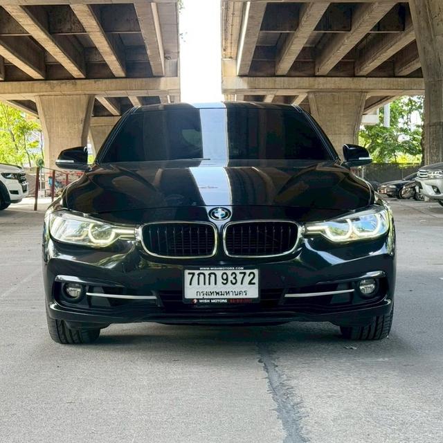 2018 BMW 330e 2.0 AT รูปย่อยที่ 2