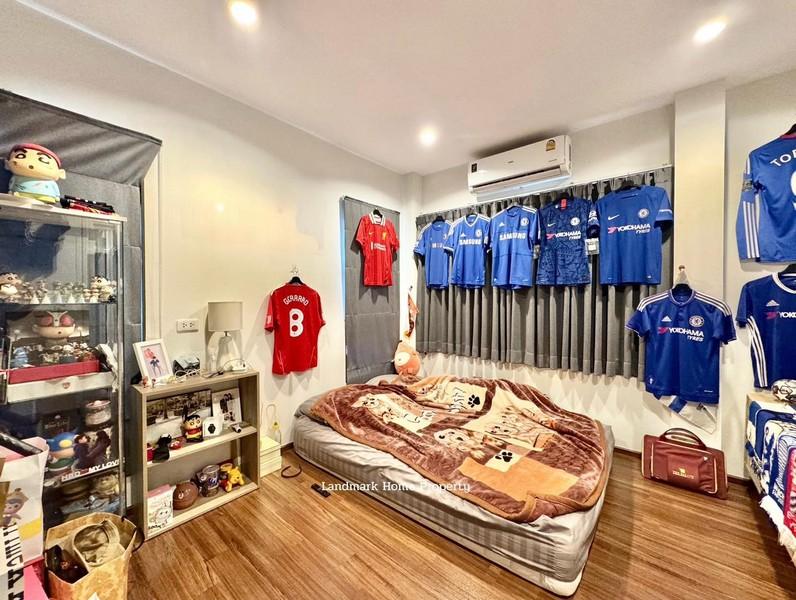 LM25-0125 ขายบ้านแฝด 2 ชั้น สไตล์บ้านเดี่ยว เดอะบาลานซ์ ปิ่นเกล้า - พุทธมณฑลสาย5 พื้นที่ 48.5 ตรว 4นอน 3น้ำ มีพื้นที่รอบ