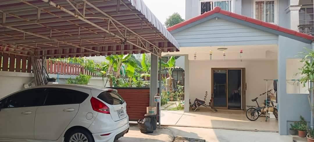ขายบ้านทำเลรถไฟฟ้าสายสีเหลือง #ลาดพร้าว101หมู่บ้านพิมพ์ทอง ขนาด 39 ตร.ว หลังริม หน้ากว้าง9.8เมตร 2 ชั้น 2 นอน 2 น้ำำ 1