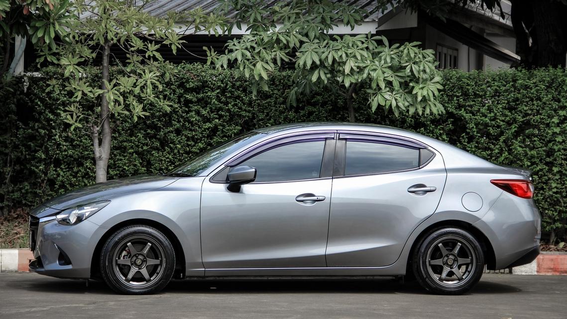 Mazda2 ปี 2020 6