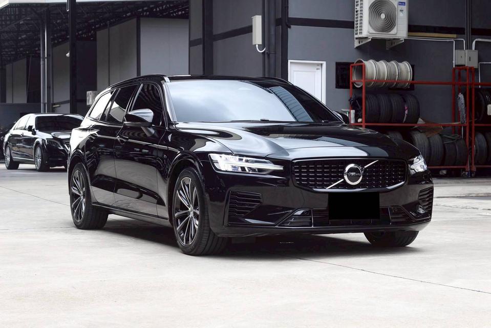 2023 Volvo V60 2.0 Recharge Plus Dark T8 4WD Plug-in Hybrid รถใหม่ ประหยัดไปเกือบล้านบาท