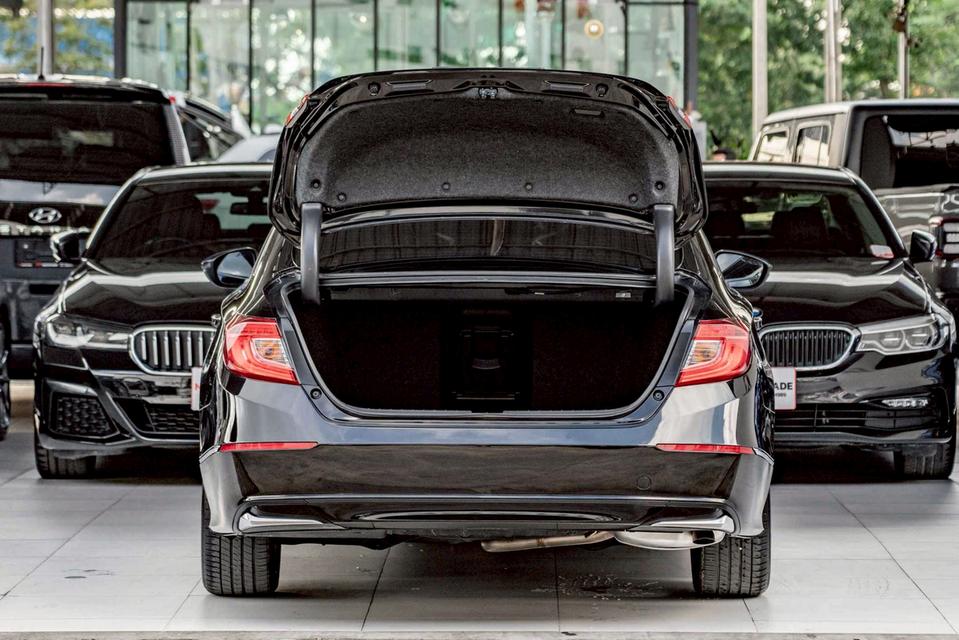 รหัสรถ NP3397 HONDA ACCORD 2.0HYBRID ปีรถ : 2019 9