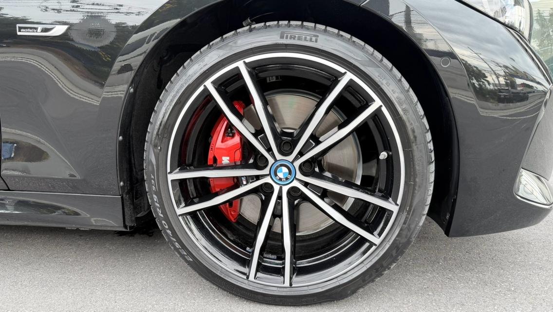 รหัสรถ KPV53 ⚫ BMW 330e M Sport ปี 2023 รูปที่ 10