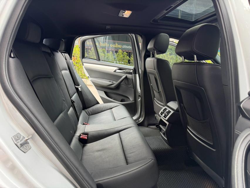 BMW X4 M Sport SUV ดีเซล 2.0 ขับ 4 หลังคา Sunroof รถศูนย์ ประวัติครบ รูปที่ 10