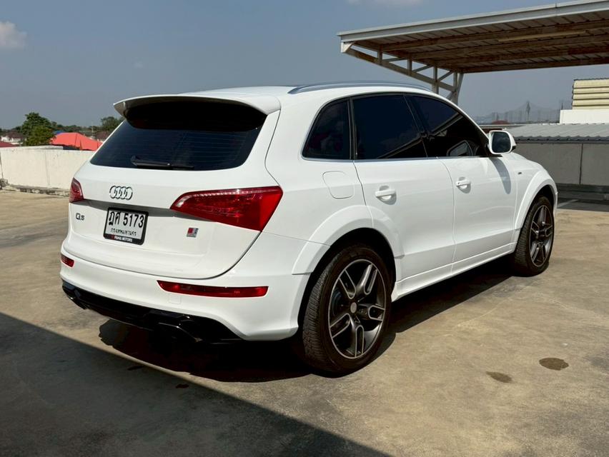 AUDI Q5 2.0L Turbo TFSi Quattro พร้อมชุดแต่ง "Caratere" รอบคัน 7AT Tronic S-Line (AWD) 7
