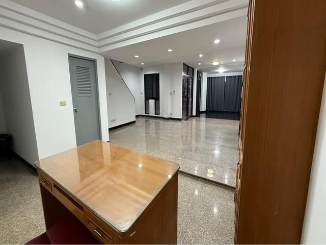 ให้เช่าทาวน์โฮม 3 ชั้น 300 ตรม. 4 ห้องนอน หมู่บ้านไพร์มเพลส สุขุมวิท 105 ซอยลาซาล 77 ใกล้บางกอกพัฒนา 6