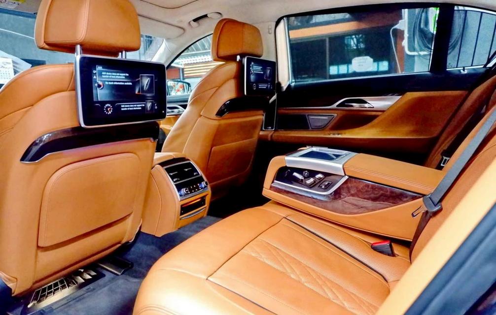 BMW 740Le xDrive Pure Excellence (G12) ปี 2017 12