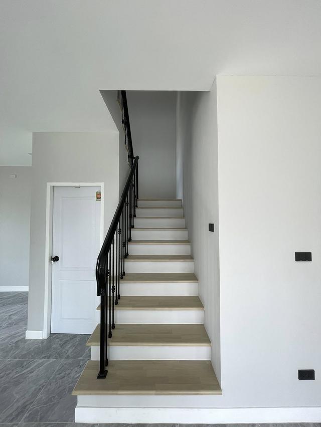 🏠✨ขายบ้านเดี่ยวสองชั้น บ้านเปล่า นอกโครงการ เดินทางสะดวก ทักเลย! 17