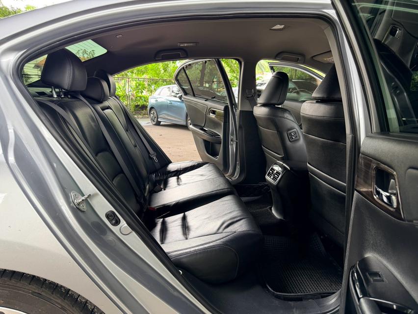 2016 Accord 2.0 EL AT รุ่นท๊อป ออฟชั่นครบ พร้อม Sunroof รูปที่ 16