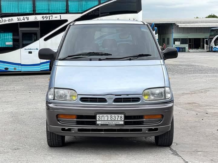 Nissan Serena ปล่อยขายด่วน 4