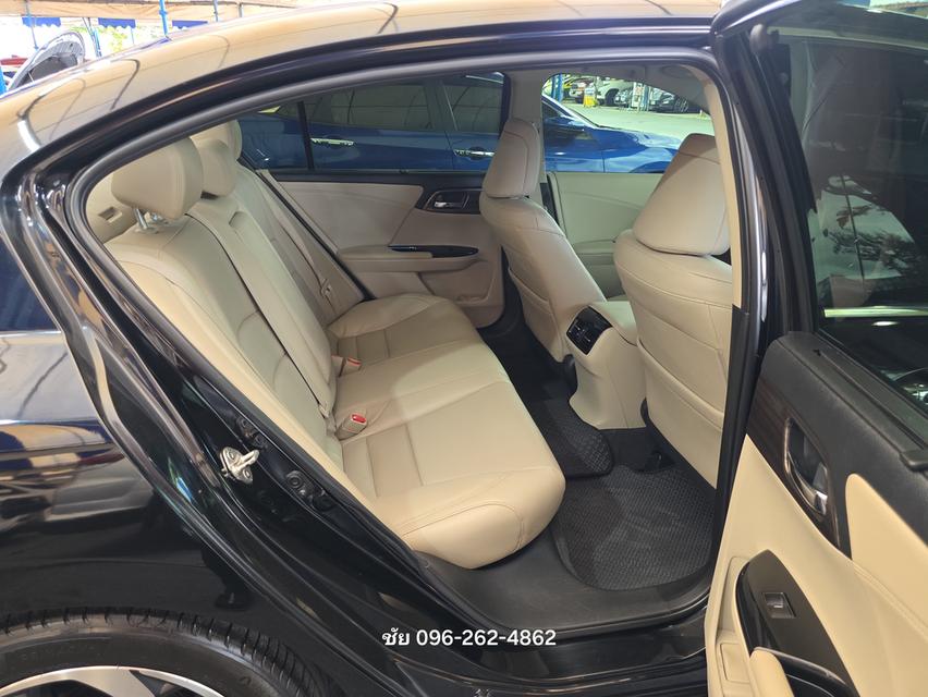 HONDA ACCORD 2.0E A/T ปี 2016 ดำ รูปที่ 9