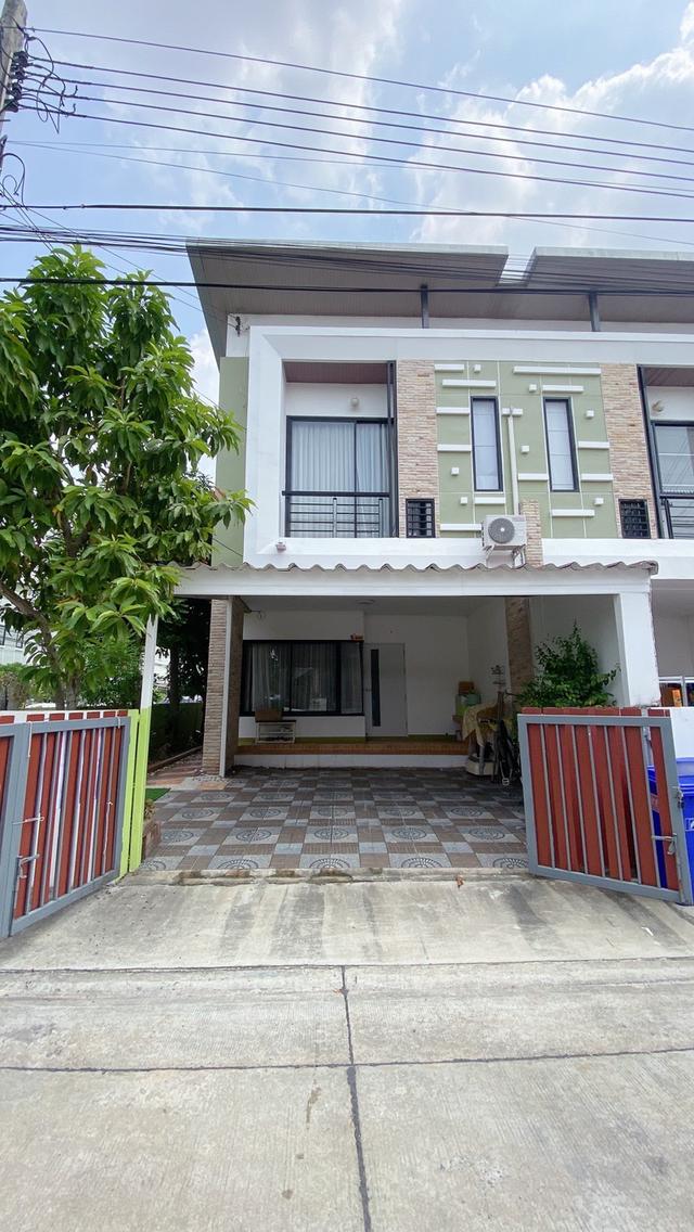 บ้าน ทาวน์เฮ้าส์ แถวประเวศ 1