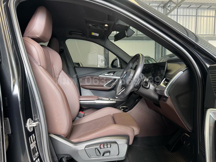 2023 X1 20i M Sport U11 (รถออกศูนย์มือเดียวไมล์น้อยประวัติดี)  8