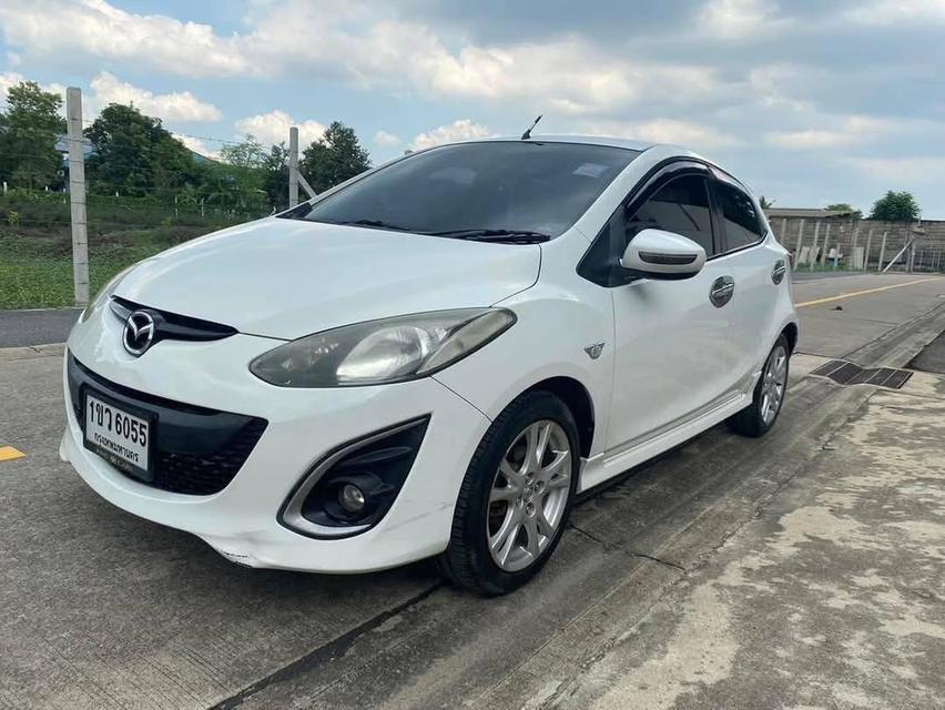 Mazda 2 sport 5ปต ปี12 สีขาว