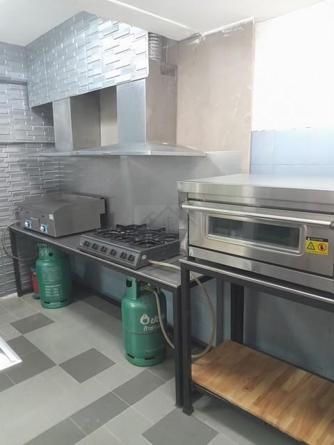 ขายทาวน์เฮ้าส์ 3 ชั้น 2 คูหา 52 ตรว. 700 ตรม. ทำเลทอง พระราม 9 ซอย 11 ** พร้อมผู้เช่า Yield 6.2% ต่อปี 7