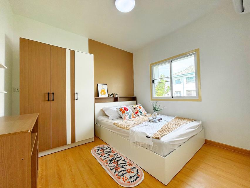 บ้านเอื้ออาทร พหลโยธิน กม.44 (มิตซู นวนคร) ตึก 46 ซอย 6 ต. คลองหนึ่ง อ. คลองหลวง จ. ปทุมธานี 11