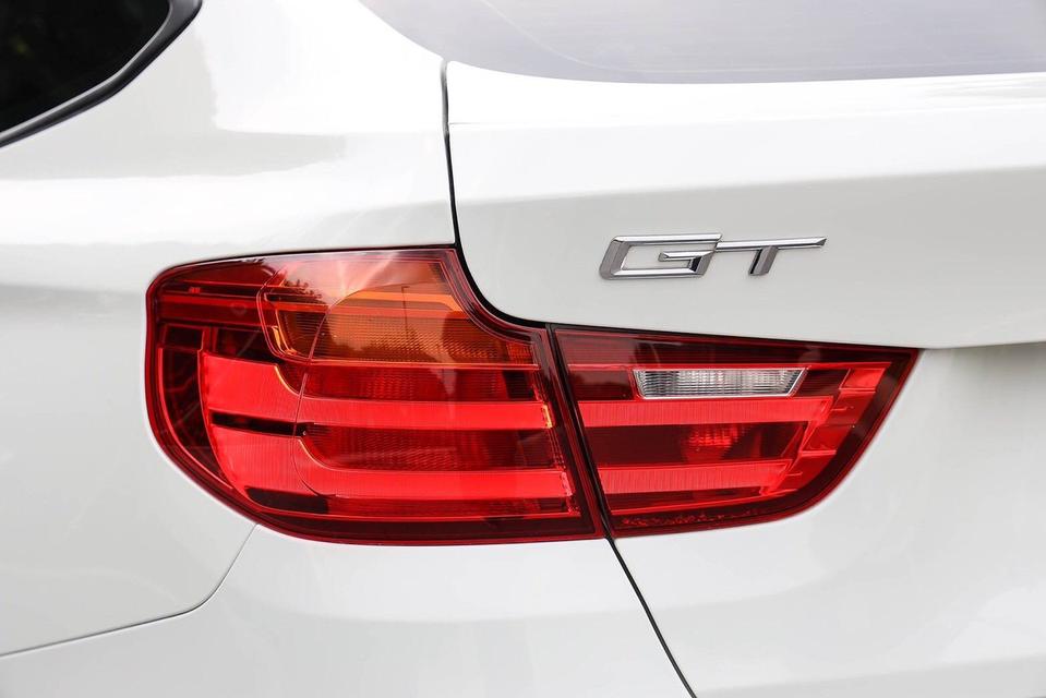 ขายBMW 320d GT Sport ปี14  17