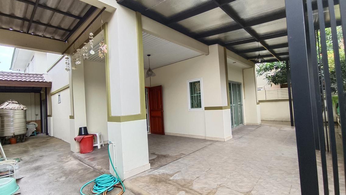 บ้านบุรีรมย์ รามอินทรา-ซาฟารี บ้านตกแต่งพร้อมอยู่ ติดถนนใหญ่ 15