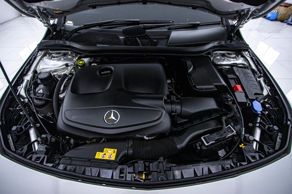 รหัสรถ 1C927 CLA-CLASS 1.6 URBAN 2020 4