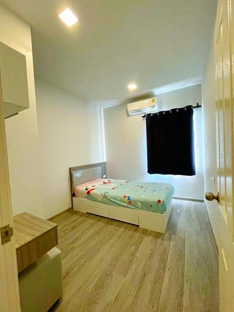 พระราม 9-กรุงเทพกรีฑาตัดใหม่ ARL บ้านทับช้าง 2.8กม. ทาวน์เฮาส์ 2ชั้น ให้เช่าพร้อมเฟอร์ฯ เดอะ พาซิโอ มอลล์ 2 กม. 4