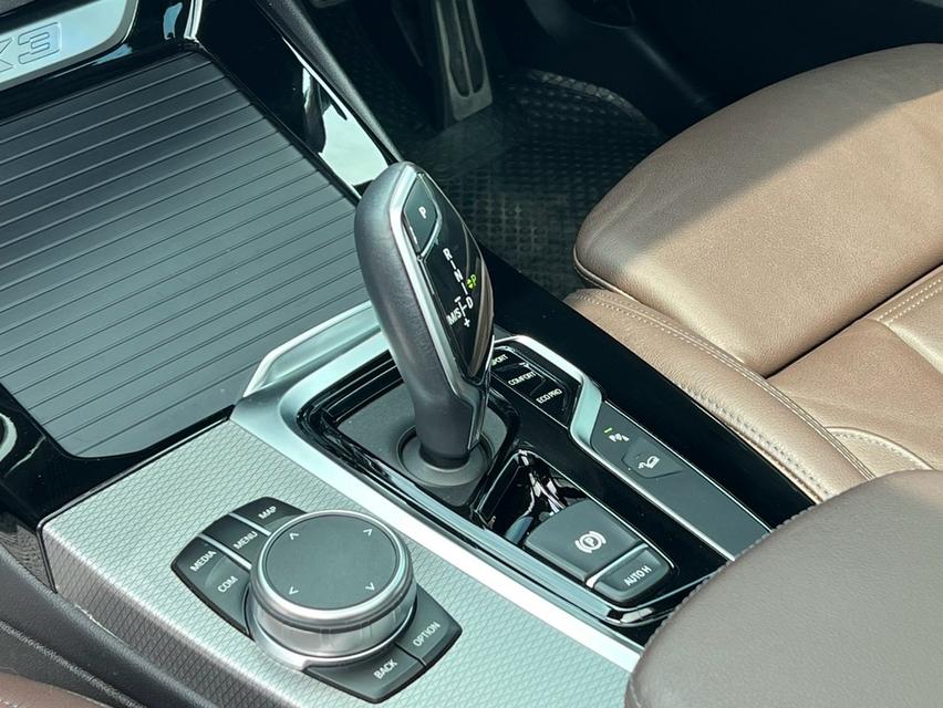 (แจ้งรหัสรถ NCT216) BMW X3 xdrive20d M Sport ขาว 2019 จด 2020 รูปที่ 14