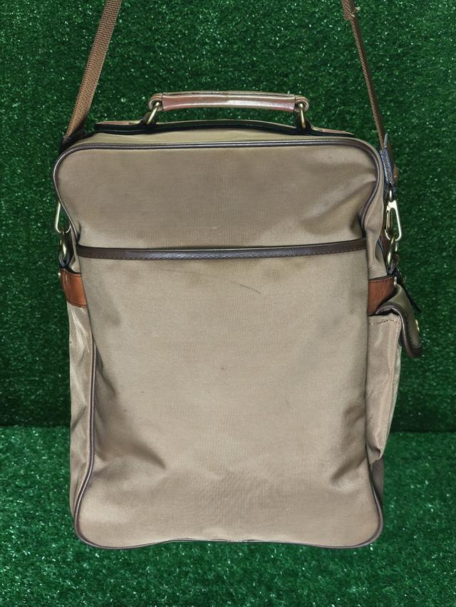 Chesterfield Crossbody bag