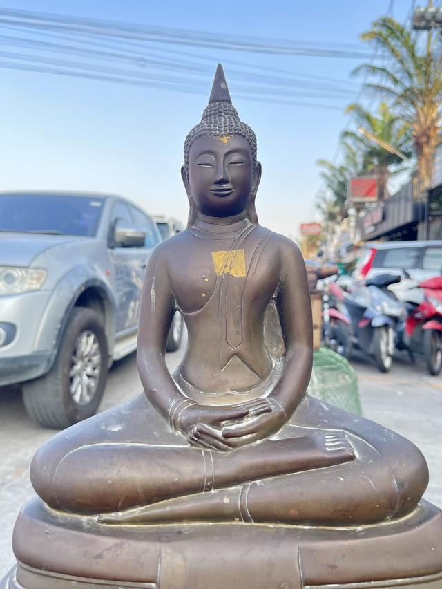 พระบูชาหลวงพ่อโสธร ปี2509 หน้าตัก9นิ้ว เนื้อทองเหลือง วัดโสธรวรารามวรวิหาร รูปที่ 2