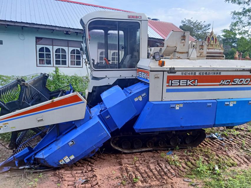 รถเกี่ยวนวดข้าว อิเซกิ