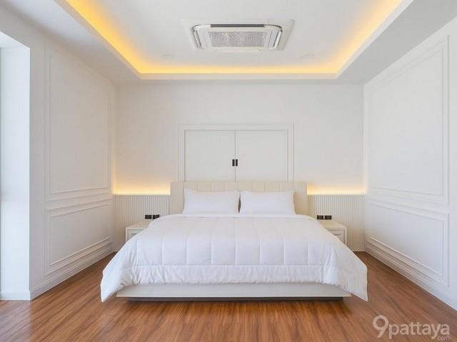 PB5713 ขายบ้านพูลวิลล่า 3ชั้น ย่านพัทยา พร้อมสระว่ายน้ำขนาดใหญ่ หมู่บ้านพัทยาปาร์คฮิลล์ หนองใหญ่ 2 ตัวบ้านหลังริม พร้อมเครื่องใช้ไฟฟ้าทันสมัย 5