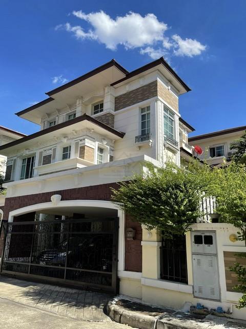 ขายบ้านเดี่ยว 3 ชั้น 85.5 ตรว. โครงการบ้านกลางกรุง เดอะนีซ รัชวิภา เข้าออกหลายเส้นทาง ใกล้ตลาดบองมาร์เช่