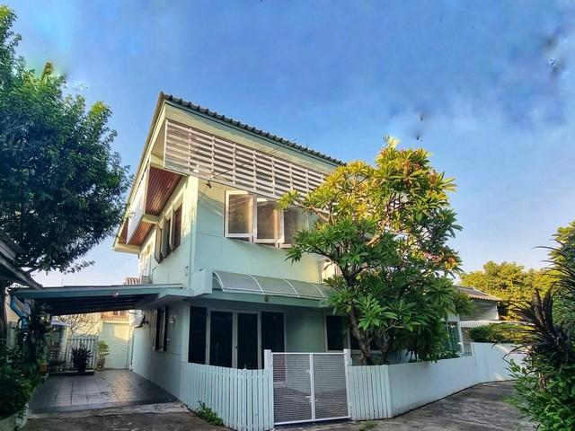 ให้เช่าบ้านเดี่ยว 2 ชั้น 160 ตร.ม. 3 ห้องนอน สงบ ร่มรื่น ส่วนตัว ใกล้ตลาดราชวัตร ใกล้โรงเรียนสามเสนวิทยาลัย 1
