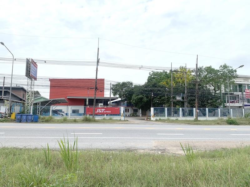 ขายที่ดินพร้อมสิ่งปลูกสร้างเนื้อที่ 4.5ไร่ โกดัง/สำนักงาน ติดถนนหลัก ทำเลดี เหมาะพัฒนาเป็นสำนักงาน ห้างร้าน 11