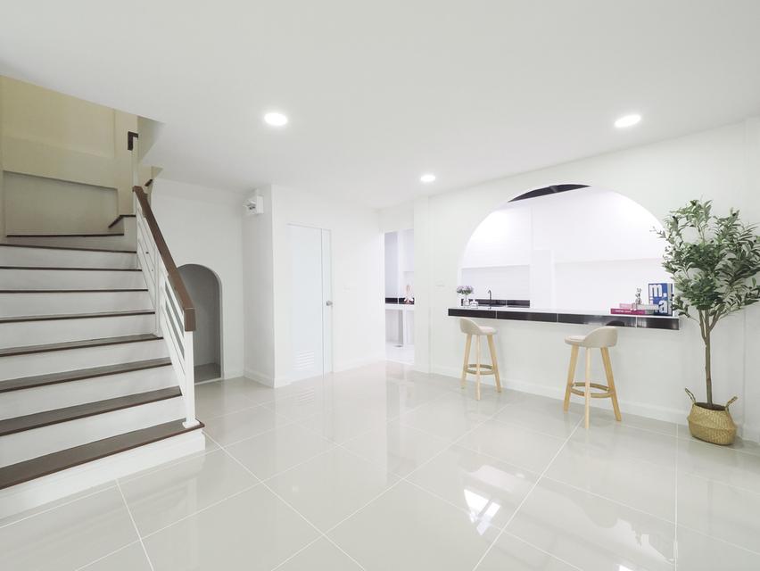 ทาวน์เฮ้าส์ 2 ชั้น ม.ณรุจา [กาญจนาภิเษก - พระราม5] บ้านเลขที่ 90/30 6