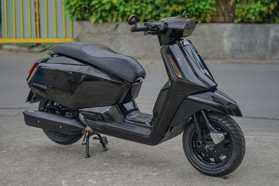 Labbretta300 ปี2023 สีดำ