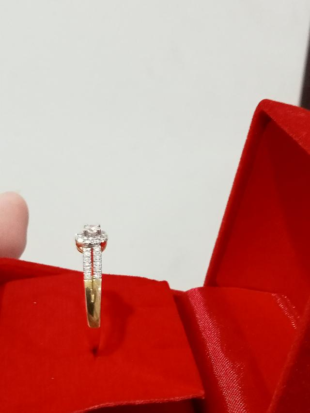 แหวนเพชรแท้น้ำ100ตัวเรือนทอง รูปที่ 2