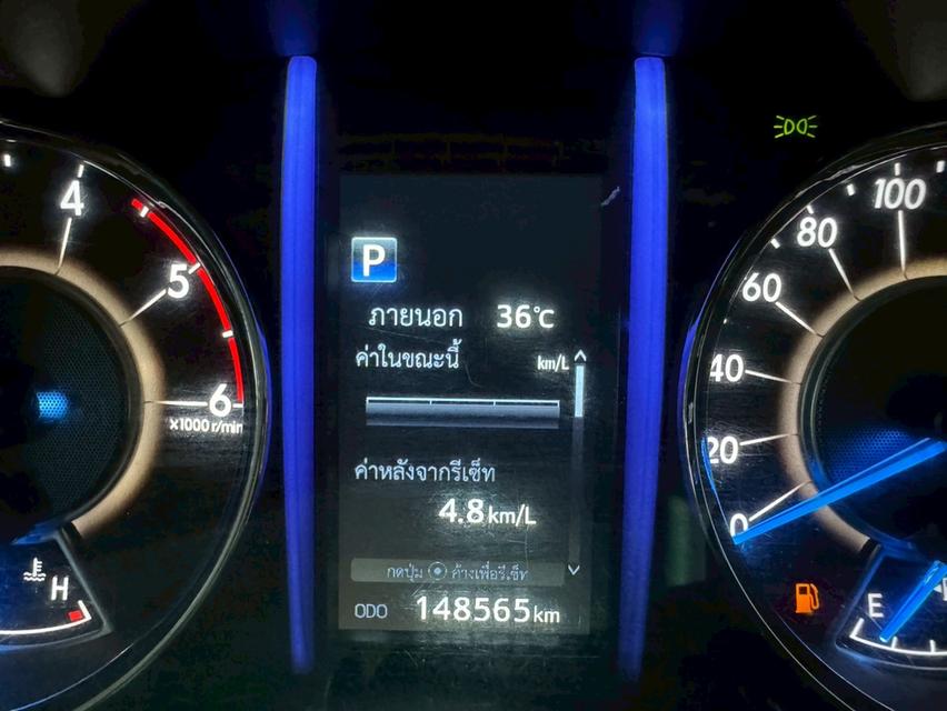 มือเดียว Fortuner 2.4G จัดเต็มฟรีดาวน์ 13