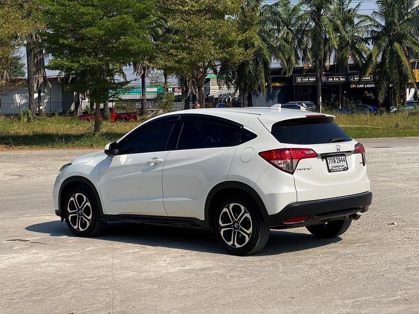 Honda HRV 1.8E (Minor Change) 4