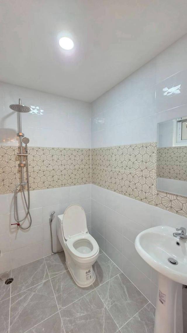 หมู่บ้านพฤกษา18/1 บางใหญ่ ซอยแก้วอินทร์ ทาวน์เฮาส์ 2 ชั้น มีเคาท์เตอร์บาร์ ตกแต่งใหม่พร้อมอยู่ หน้ากว้าง 6 เมตร ใกล้ทางด่วนM81-เซ็นทรัล เวสต์เกตื่น 13